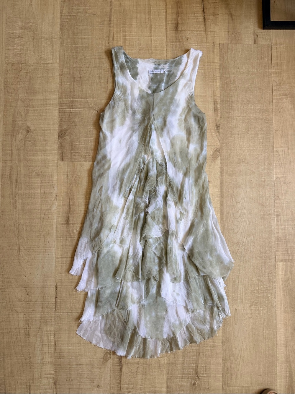 Tempo Paris Light Sage and Ivory Tie-Dye Skirt